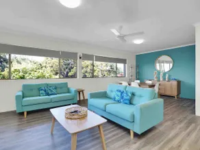 Port Stephens unit within metres to beach - Image 4