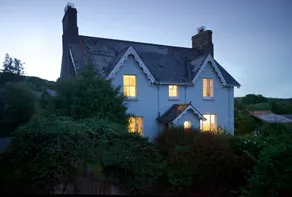 Dartmoor Country House avec grand jardin, bain à remous, salle de jeux. 9 personnes. Devon. - Image 3