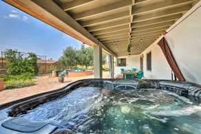 Luxe Getaway 💕 Hot Tub & Outdoor Oasis 🌴 - Image 2
