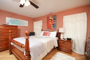 Private 2 Bedroom Suite, 2 miles to LU! NO FEES! - Image 2