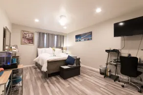 3 Bdr Home Family Plus Near Downtown&Convention - Image 2