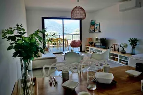 Sea view & walking distance to the beach Air-conditioned 2-bedroom apartment, Propriano - Image 5