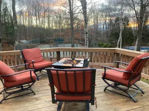 Secluded cozy family retreat, dog friendly! - Image 2