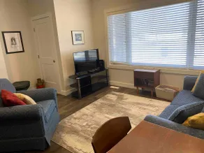 New home - Comfortable, Convenient, & Central - Image 2