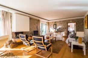 Little Olive Hideaway - Image 3