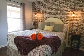 Renfrow's Retreat - Image 4