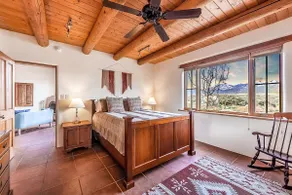 Cozy 3 BR Adobe Home w/ Amazing Mountain View - Image 5