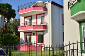Villa Red 7 meters to sea 1300 m2 garden - Image 2