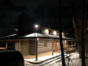 Beech Bend Road - Raceway Cabin - Image 3