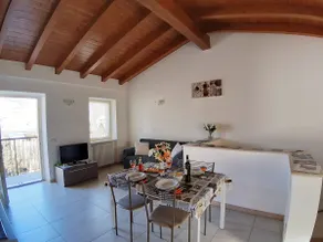 \"Spacious lake view apartment\" - Image 5