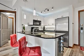 ⭐Two Hot Tubs⭐ 18 min 🚗 ➡️ BanffVillage ⛰️⛷Gas🔥Place - Image 5