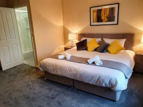 Perry House, Long Ashton, Bristol by Cliftonvalley Apartments - Image 5