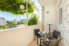 Charming apartment near the sea, Podstrana - Image 5