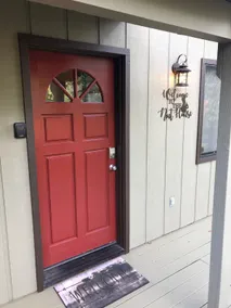 The Nut House - smoke and pet free. - Image 3