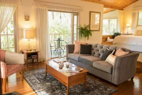 Myers Creek Cascades Luxury Cottages - Image 2