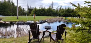 Cozy log cabin nestled between Prospect & Shad Bay - Image 4