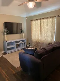 Cozy & Coastal - Ocean Springs beach house - Image 4