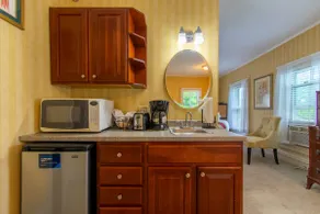 NoCo Village King/Jacuzzi - Image 5