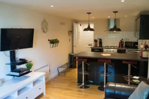 1 bed apartment - Central Bristol - Image 4
