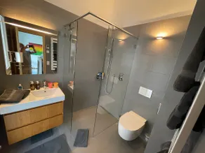 Contemporary Townhouse - Image 5