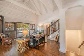 Renovated Log Cabin Near Lake & World Class Skiing - Image 5