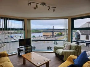 Spacious Derry City view - Image 3