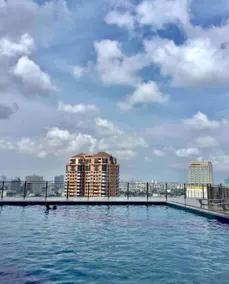 Minimalist Timog / Diliman +Pool Access + Near MRT - Image 3