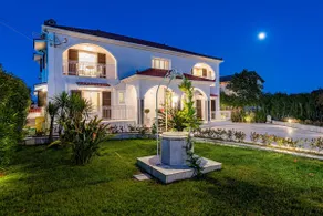 Aigli Villa - Image 2