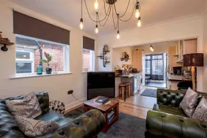 Unique -2 bed-Garden- The Nautilus-Cowes IOW - Image 3