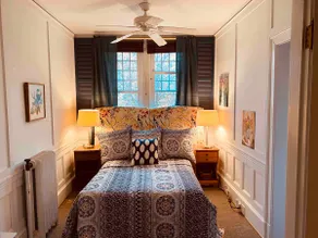Nostalgia Lane 3 BR in the heart of the city - Image 4