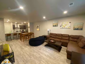 Modern Comforts: 3-Bedroom Townhome w/ 2 kid friendly community pools - Image 2
