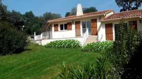 Villa with pool near beaches - Image 2