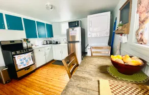 Heritage Cozy Flat-Heart of Downtown Charlottetown - Image 4