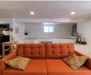 Walkable Location + Parking | AC & Washer/Dryer - Image 3