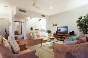 Hill 5 Murphy Street Port Douglas - Amazing views - Image 3