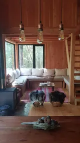 A hideaway in the woods - Image 5