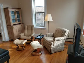 Charming 2-Bedroom Apartment above Winery - Image 5