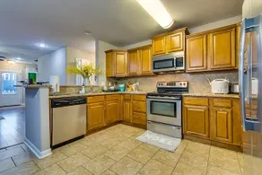 DowntownBryantNice3Bd2.5BtHouse - Image 2