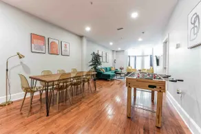 BRAND NEW 4/4 Center City w/Roof PATIO Sleeps 20 - Image 4