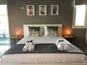 Central Elli Beach Flat - Image 3