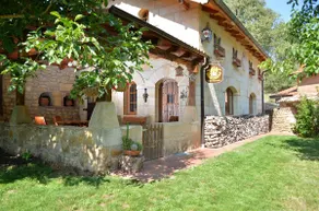 Rustic House in the Ojo Guareña Natural Park - Image 5