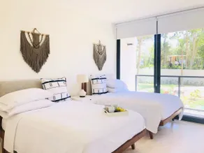 Luxury Condo with Gym & BEACH Club & PGA golf - Image 5