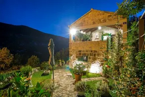 Villa Lipa with hot tub Omiš - Image 2