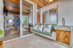 Beachfront, Lux, Cocktail Pool, Kitchen,Midtown2 - Image 3