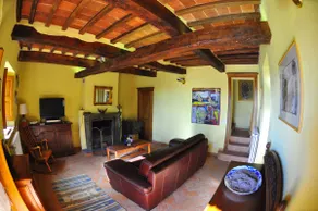 Stone farmhouse in the Tufo area - Image 2