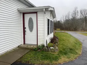 Farmhouse in Finger Lakes Region - Image 4