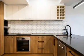 Luxury spacious 2 Bedroom Fitzroy Apartment - Image 5