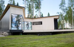 Unique solid wood property by the lake - Image 2