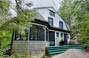 Private Lakefront Cottage Close to Bar Harbor - Image 3