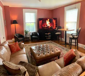 Beautiful Home in Falmouth Village - Image 5